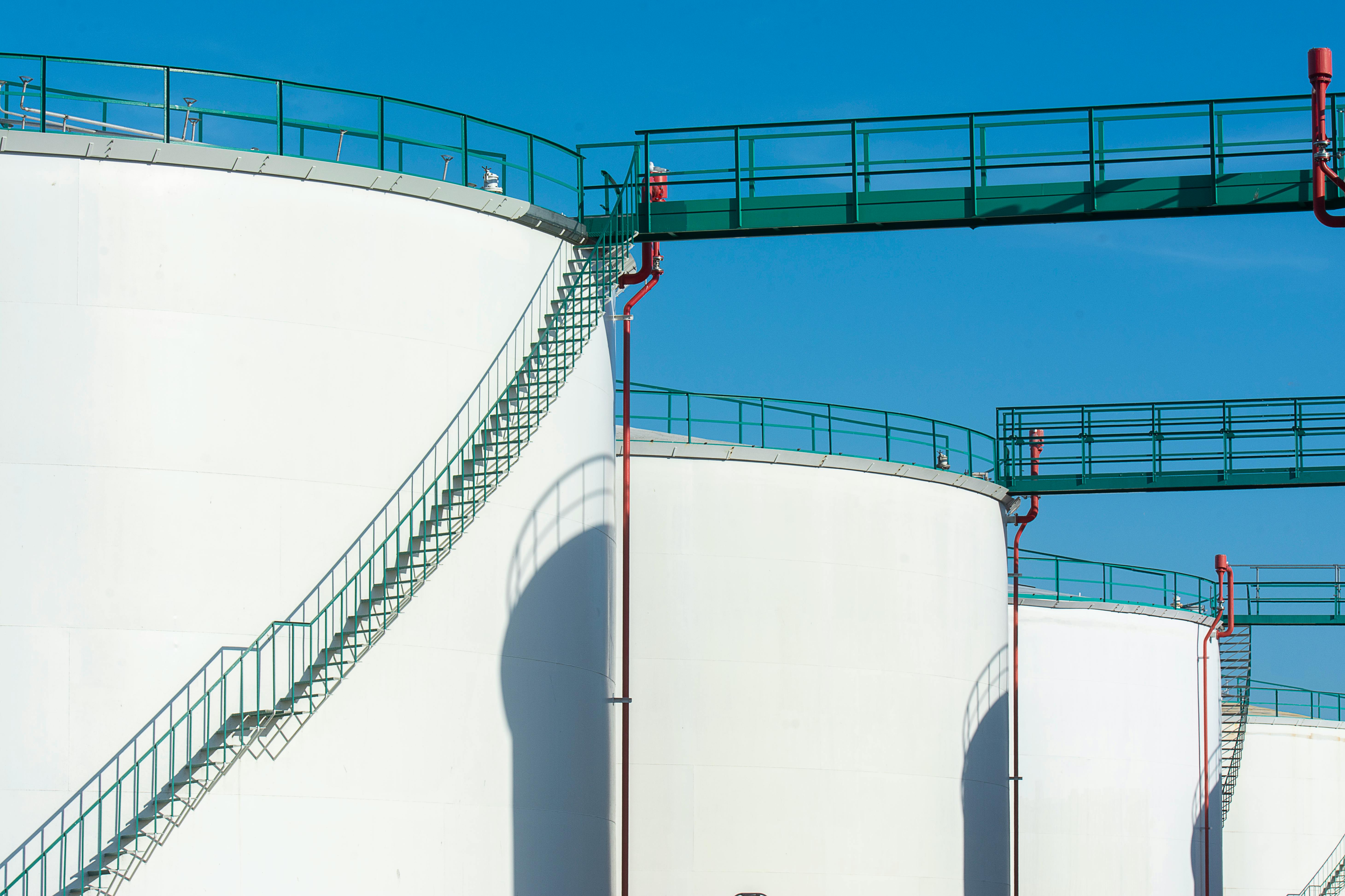 Industrial storage tanks